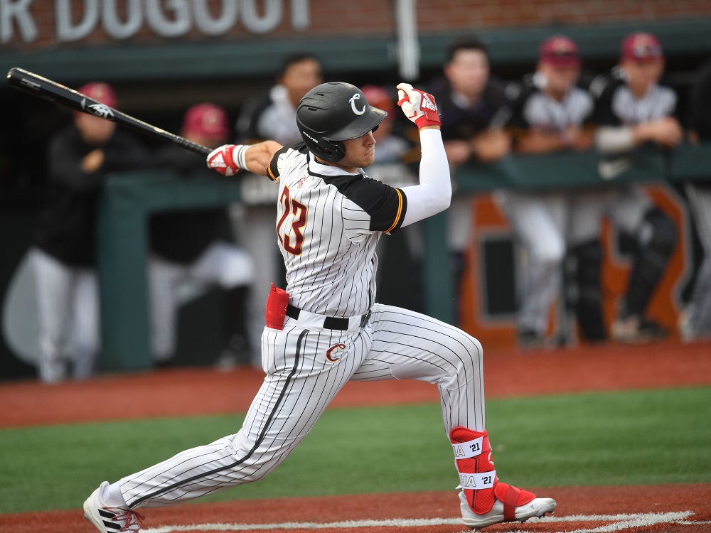 UNC Baseball Explodes For Eight Runs in Seventh Inning in Victory