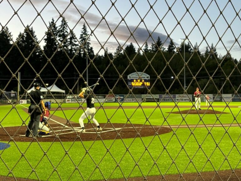 Knights stretch win streak to 10 in a row - Corvallis Knights Baseball